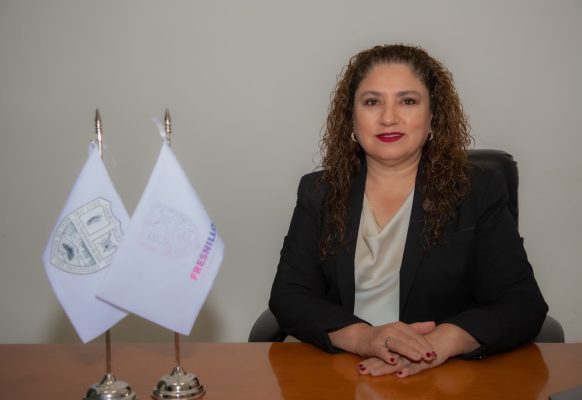 Claudia Marmolejo Claudia Marmolejo